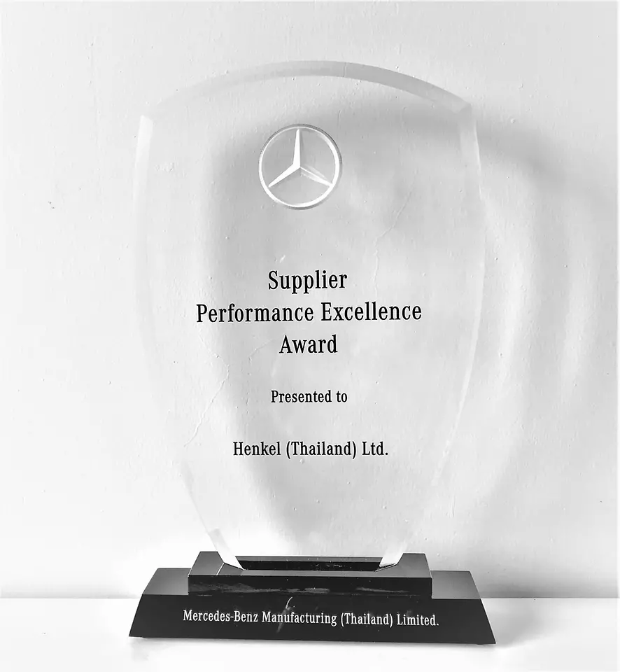 เฮงเค็ล ประเทศไทย รับรางวัลซัพพลายเออร์ที่เป็นเลิศในด้านการดำเนินการ (Supplier Performance Excellence Award) จาก บริษัท เมอร์เซเดส-เบนซ์ แมนูแฟคเจอริ่ง (ประเทศไทย) จำกัด จากผลการดำเนินงานที่โดดเด่นและการปรับปรุงมาตรฐานการให้บริการอย่างต่อเนื่องตลอดปี