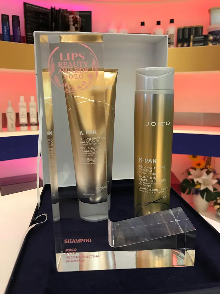 แชมพู Joico K-PAK Reconstructing Shampoo ได้รับการยอมรับว่าเป็น “ผลิตภัณฑ์ความงามแห่งปีประเภทแชมพู” ปี 2563 โดยเหล่าบิวตี้บล็อกเกอร์ บุคคลในวงการบันเทิง และบรรณาธิการนิตยสารลิปส์