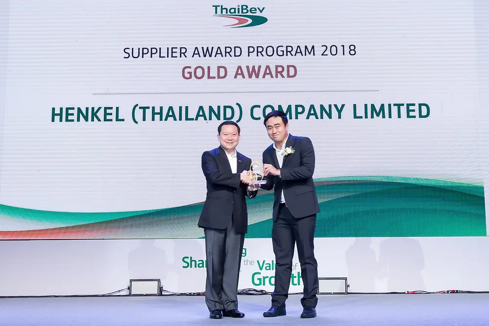 เมื่อวันที่ 6 ตุลาคมที่ผ่านมา เฮงเค็ล ประเทศไทย ได้รับรางวัลซัพพลายเออร์ระดับโกลด์ หรือ Gold Supplier Award จากไทยเบฟ ซึ่งเป็นผู้ผลิตเครื่องดื่มชั้นนำของไทยและหนึ่งในผู้ผลิตเครื่องดื่มที่ใหญ่ที่สุดในเอเชีย